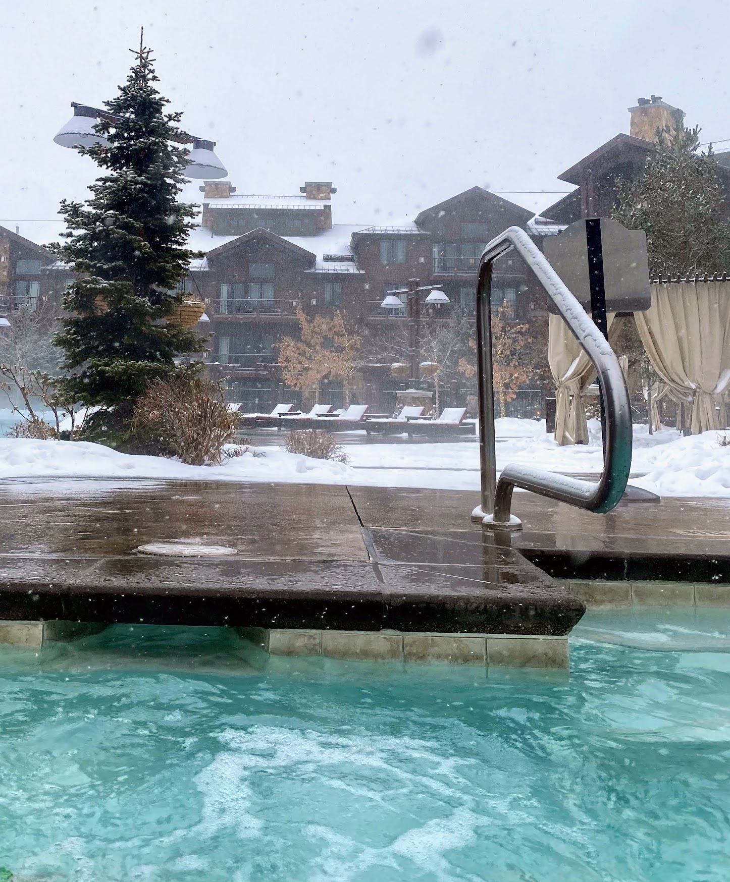 View From The Hot Tub At Waldorf Astoria Park City